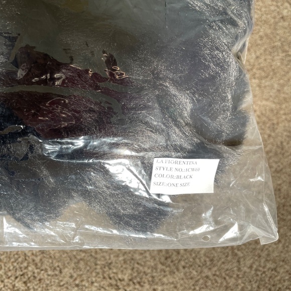 LA FIORENTINA Faux Fur Ruana - Picture 9 of 9